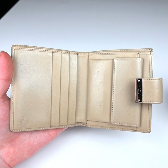 Gucci GG Canvas Beige Bi fold Wallet - Picture 7 of 9
